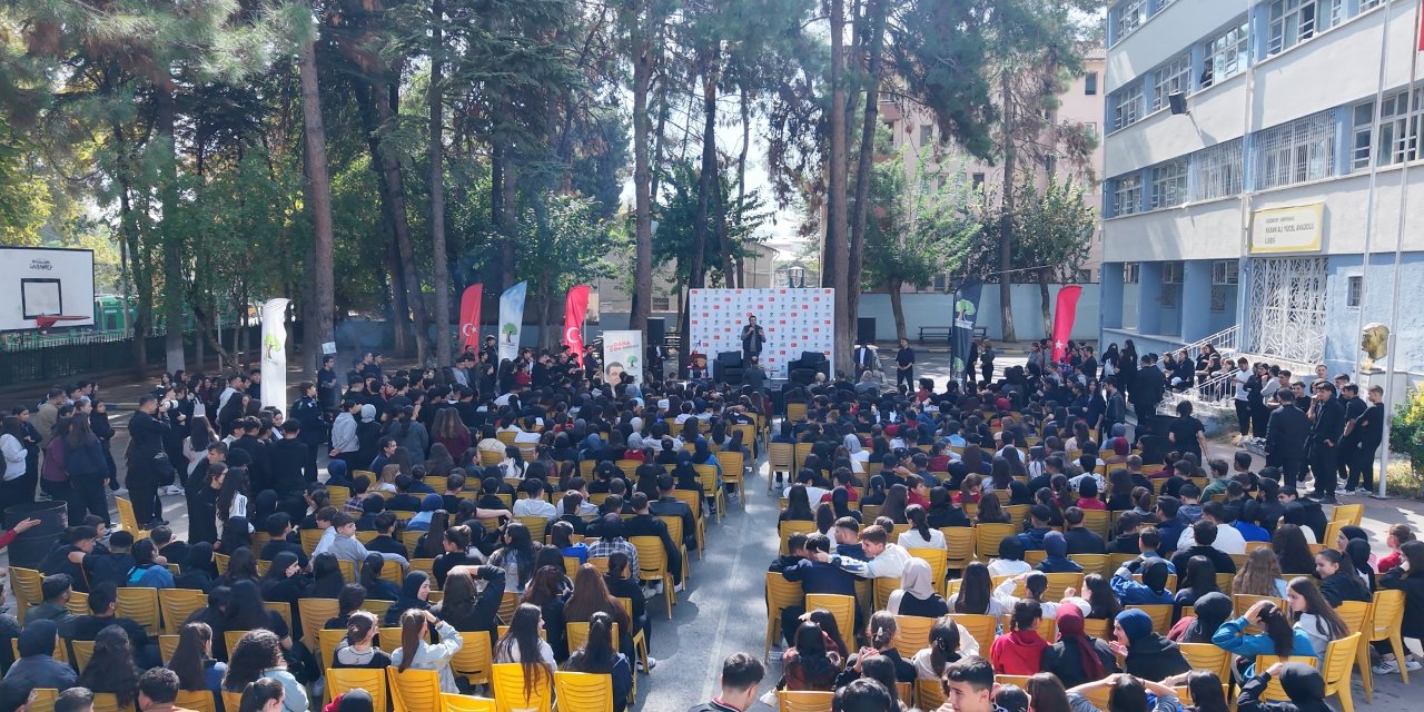 Yılmaz'dan öğrencilere altın tavsiyeler