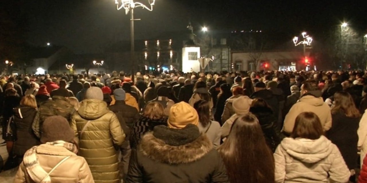 Karadağ’da Türklere yönelik protestolar sürüyor
