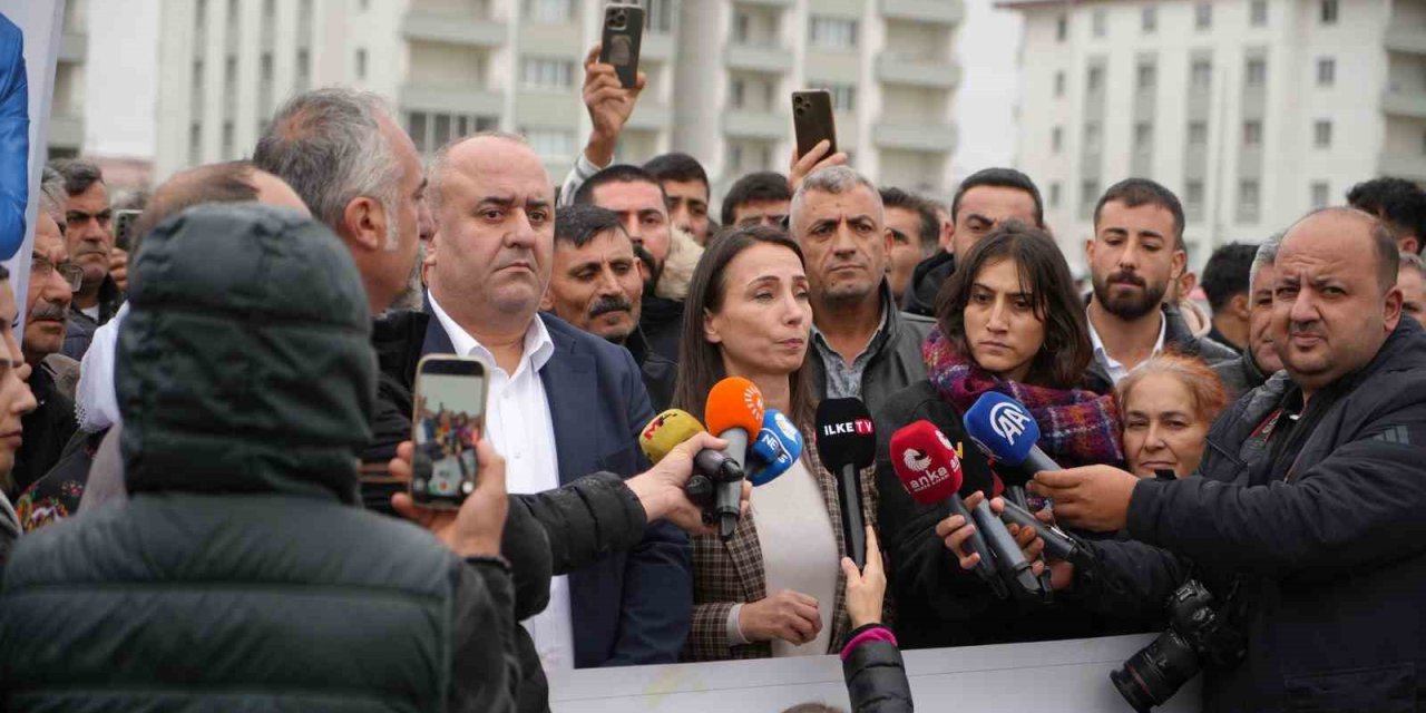 DEM Parti'den, Selahattin Demirtaş’a ziyaret