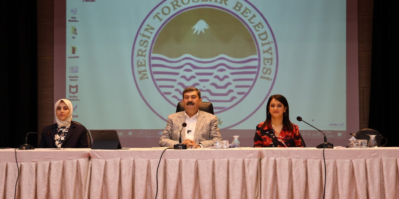 Toroslar Belediyesinden üniversite öğrencilerine destek