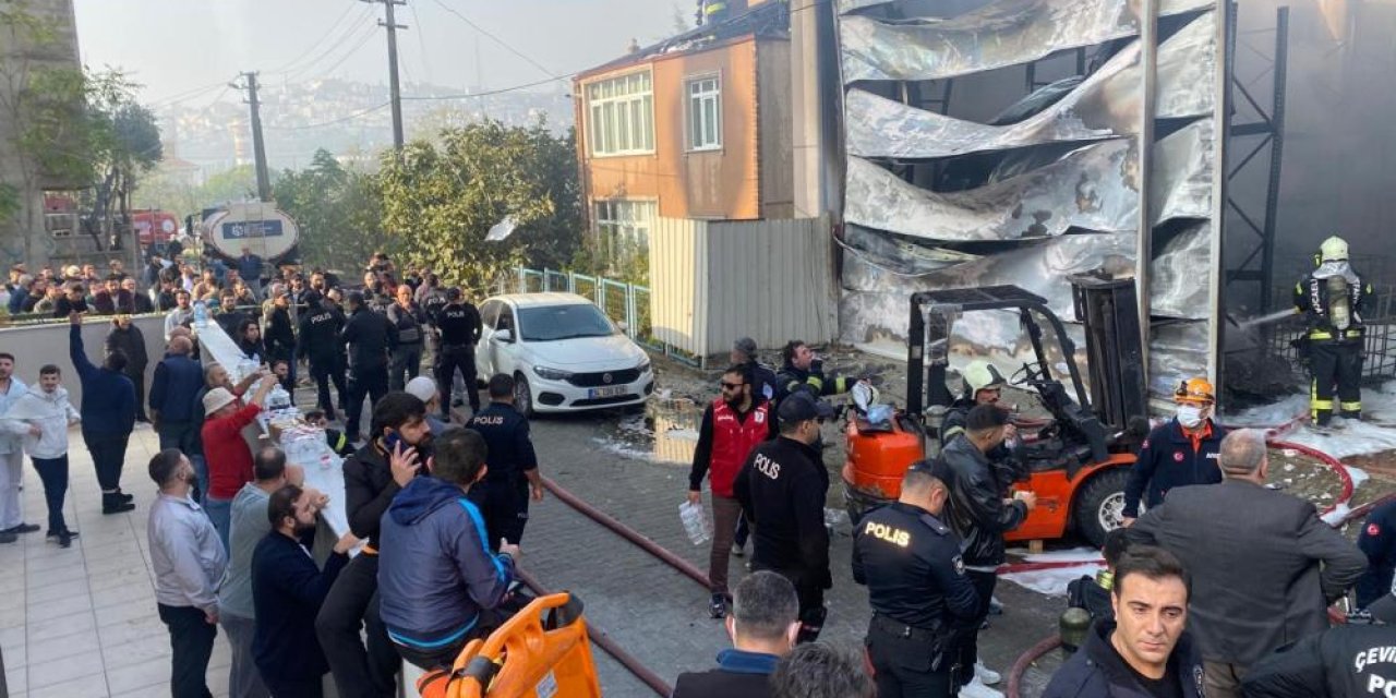 Kozmetik fabrikasında yangın, çok sayıda ölü ve yaralı var