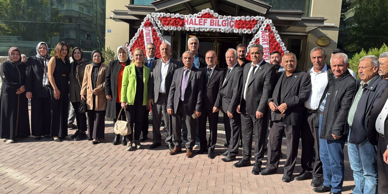 İYİ Parti Gaziantep’te kongre yaptı Başkülekçi güven tazeledi