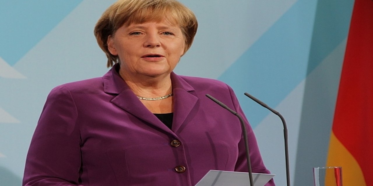 İsrail'den Almanya’nın eski Başbakanı Merkel’e fahri doktoralık