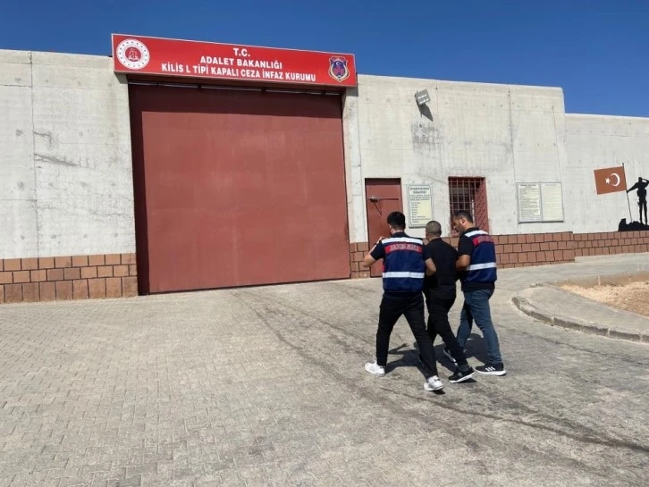 Kilis'te bir terörist yol kontrolünde yakalandı