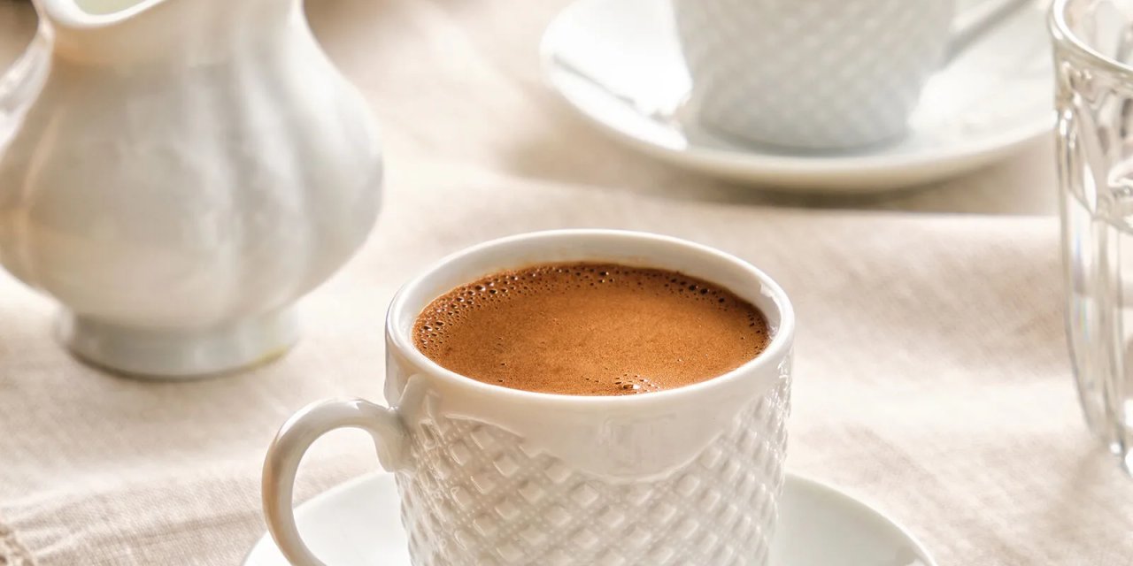 Kahve sevenlere  kötü haber! tansiyon hastaları için risk olabilir