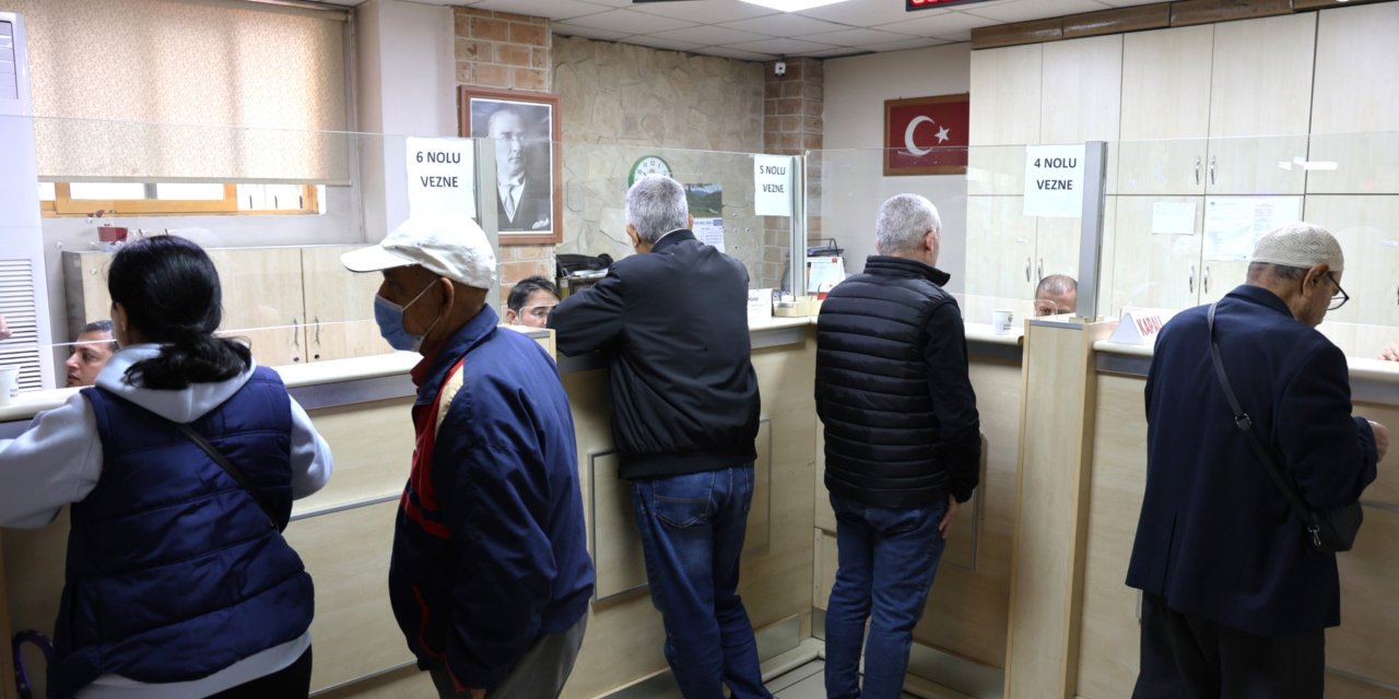 Toroslar Belediyesinden hafta sonu mesaisi: vezneler açık olacak