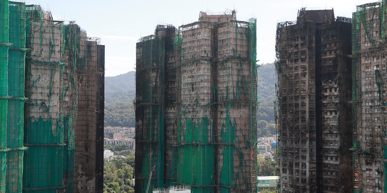 Hong Kong'da 31 katlı gökdelende yangın:151 ölü