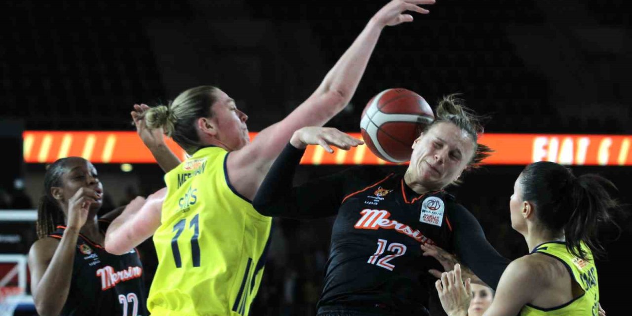 Kadınlar Cumhurbaşkanlığı Kupasını Fenerbahçe kazandı