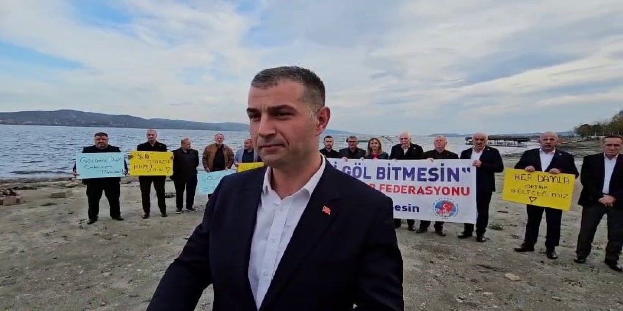 Muhtarlar Sapanca Gölü için tek ses oldu: "Sanayinin değil yaşamın kaynağıdır"