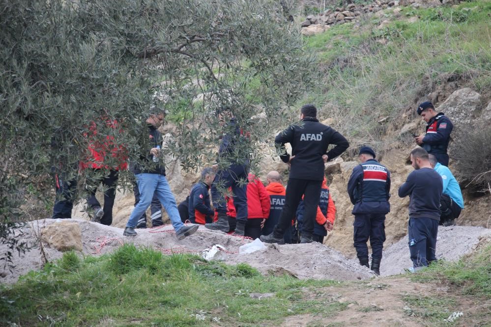 Kazdığı tünelde mahsur kalan şahıs öldü