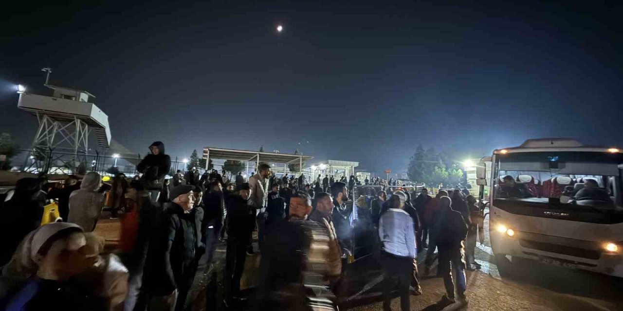 11’inci Yargı Paketi ile birlikte tahliye olan tutuklular,  davul zurnayla karşılandı