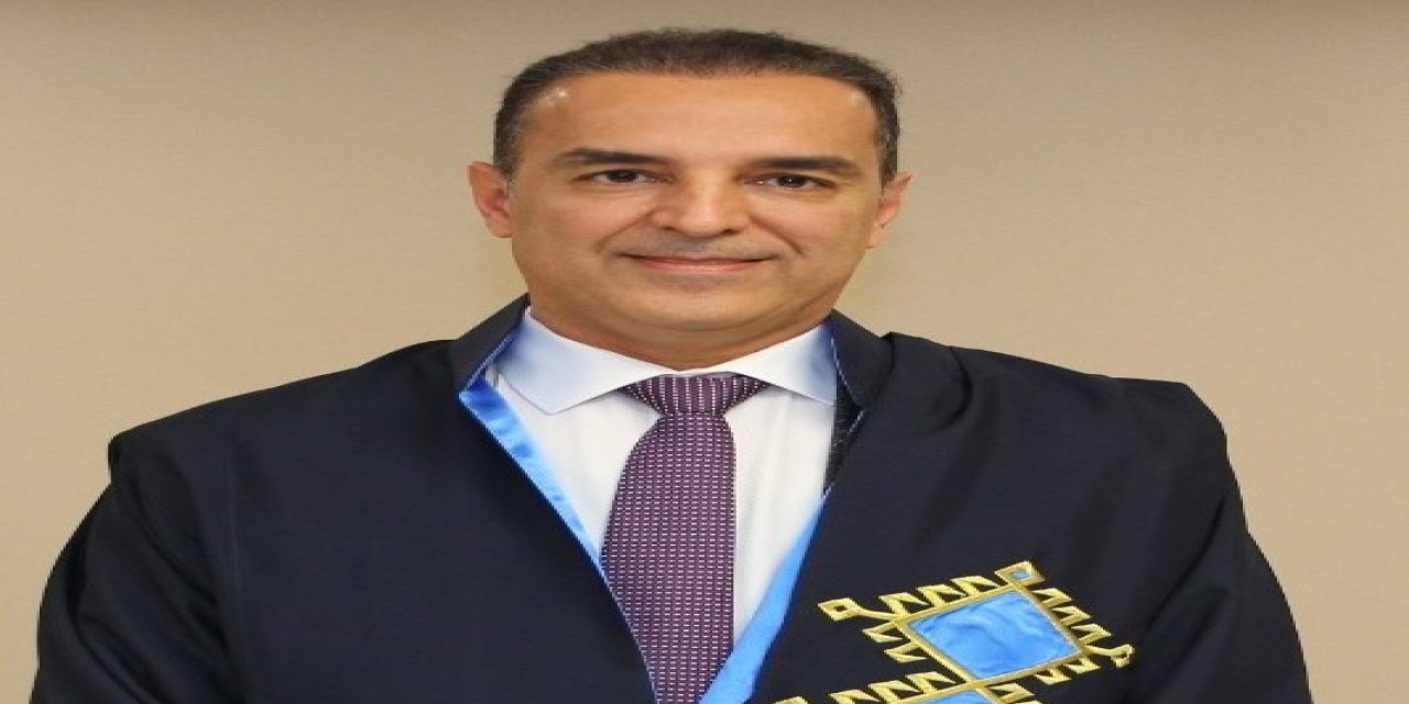 Üroloji Uzmanı Doç. Dr. Mehmet Solakhan, Profesörlük Unvanını Aldı