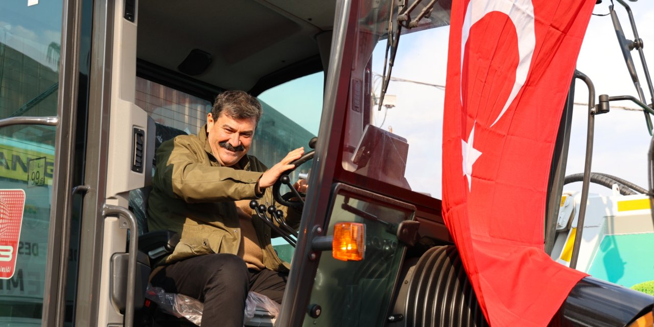 TBB'den Toroslar'a greyder ve atık toplama aracı hibesi