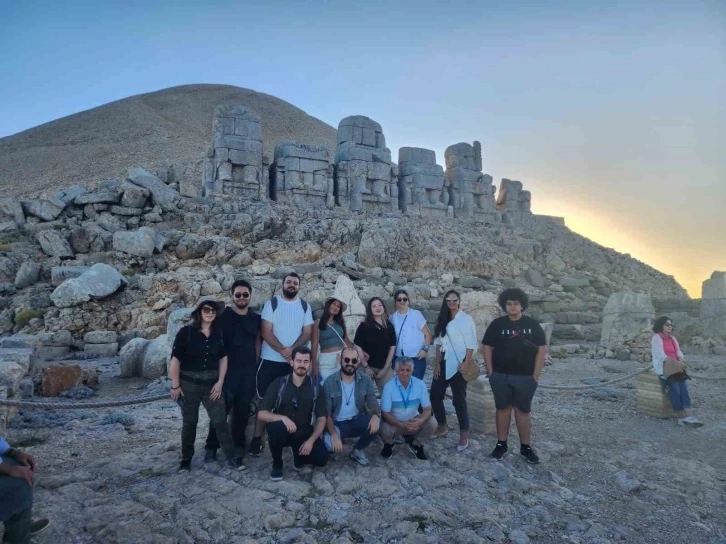 Öğrenciler Nemrut dağına hayran kaldı