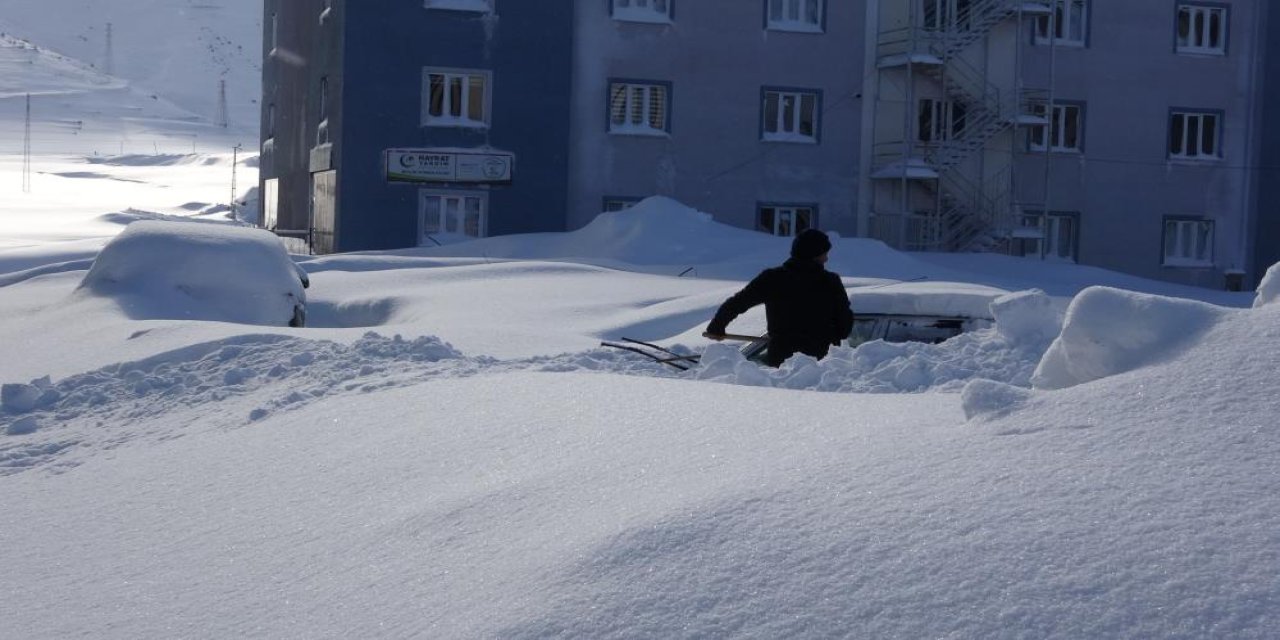 Kar esareti: kaybolan araçlar saatler sonra bulundu