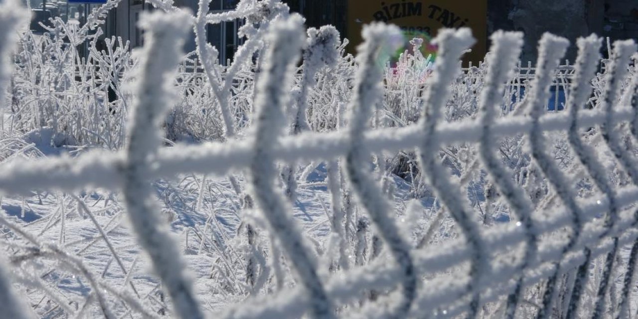 Göle ilçesinde hayat durdu  eksi 39,7 derece oldu