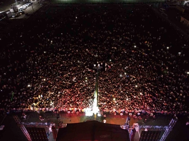 Diyarbakır Ergani Belediyesi Kültür Festivali’ne 3 günde 10 binlerce kişi katıldı