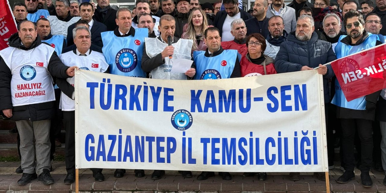 Kamu-Sen maaş zamlarını protesto etti