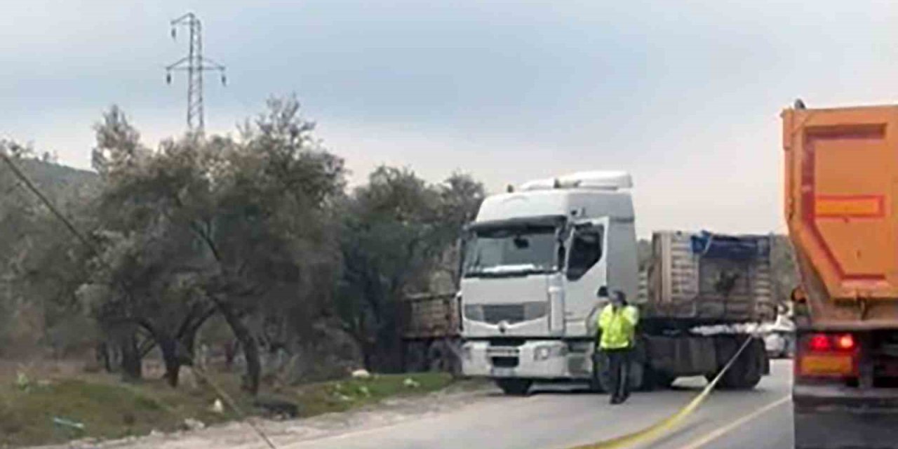 Tırın biçerek hayattan kopardığı sürücü son yolculuğuna uğurlandı