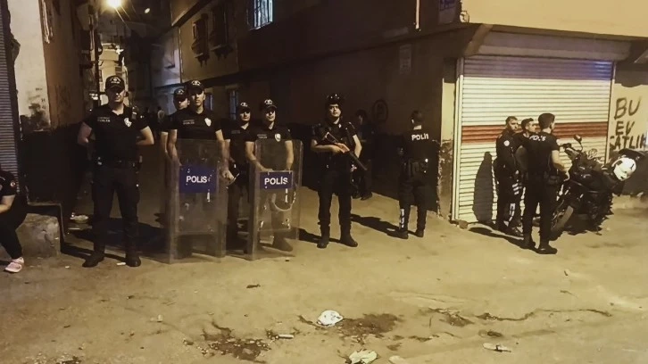 Gaziantep'te husumetli aileler arasında silahlı kavga: 1'i polis 15 yaralı