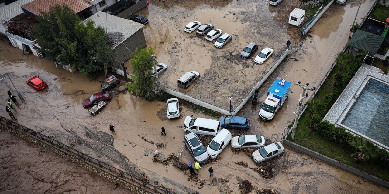 Saadet Partisi, Erdemli ve Mezitli’deki sel taşkınlarına dikkat çekti