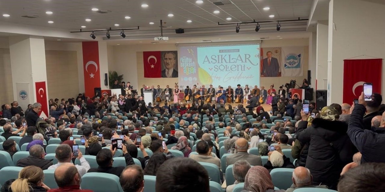 Kayseri’de Aşıklar Şöleni'ne yoğun ilgi