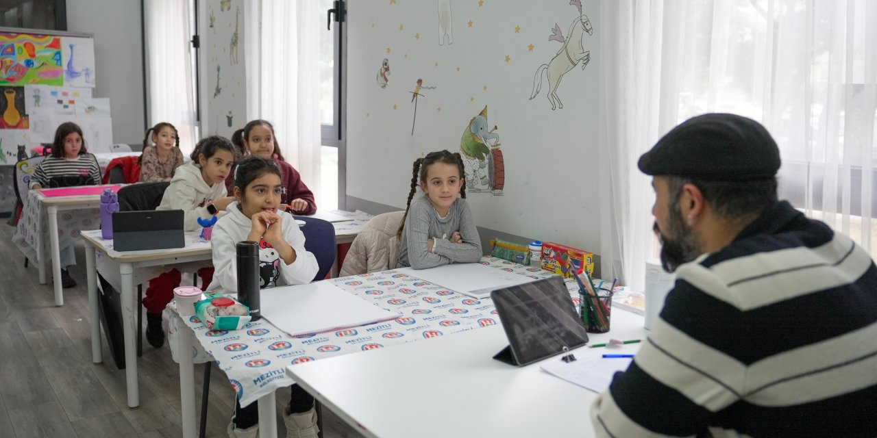 Mezitli'de 7'den 70'e herkes İçin Eğitim, Sanat ve Spor imkânı