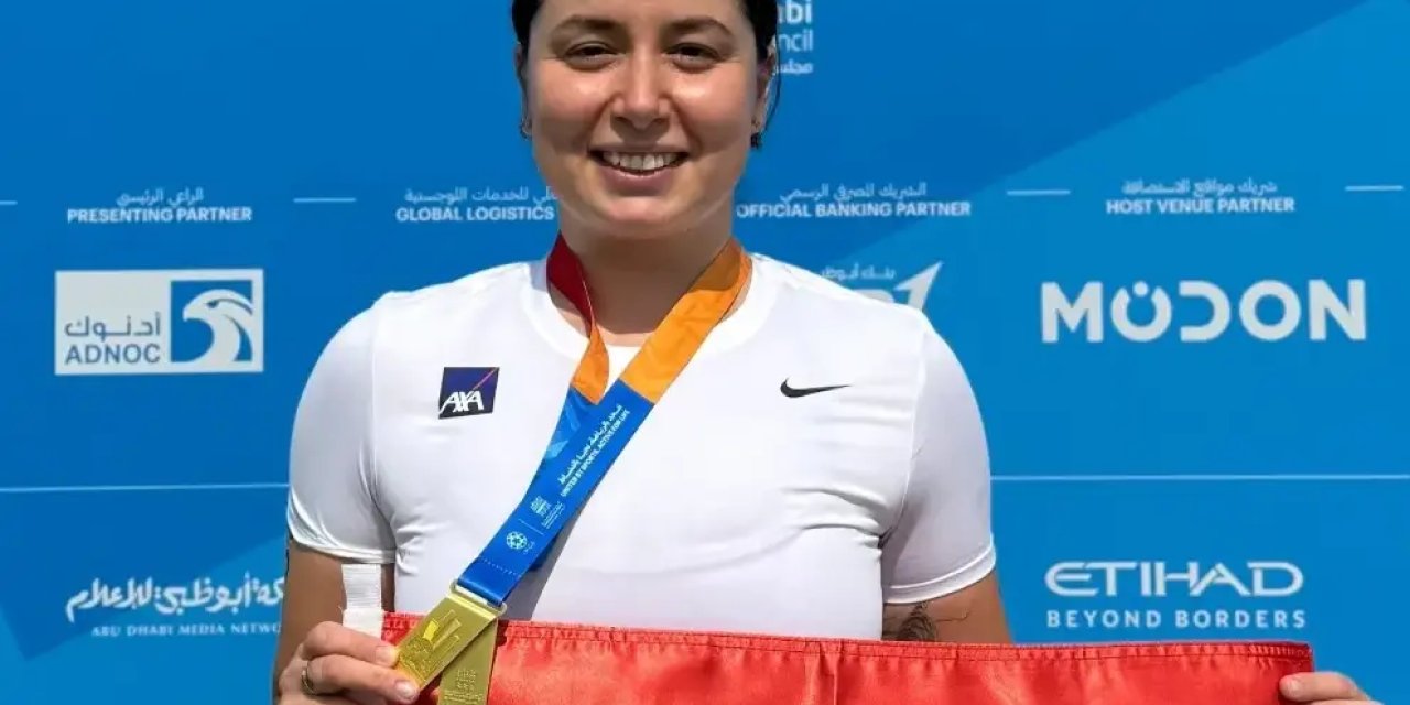 Milli yüzücü Bengisu Avcı dünya şampiyonu