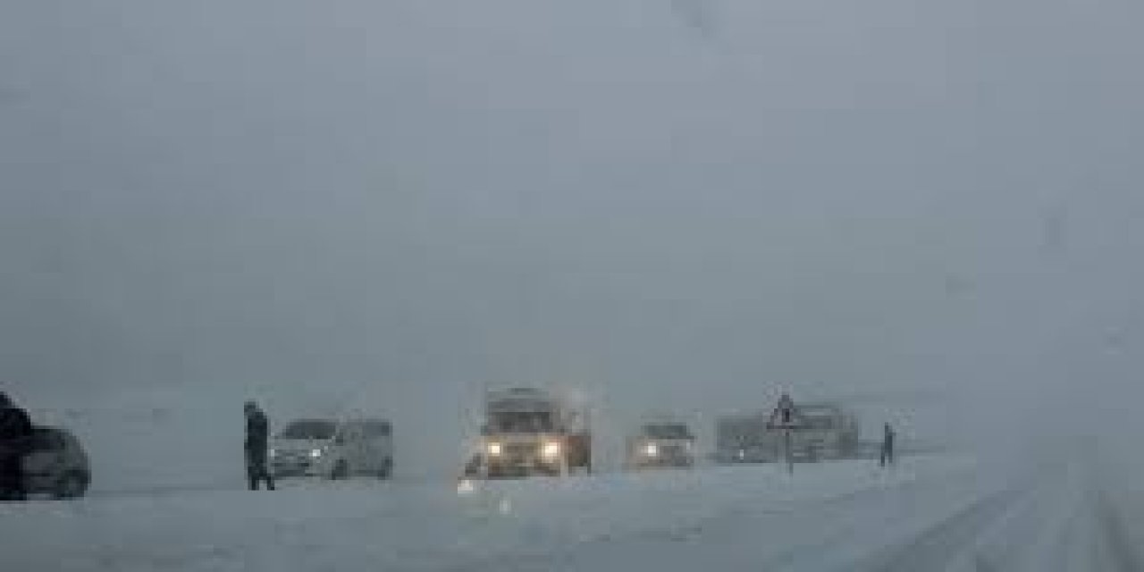 Bingöl-Diyarbakır karayolu tır trafiğine kapandı