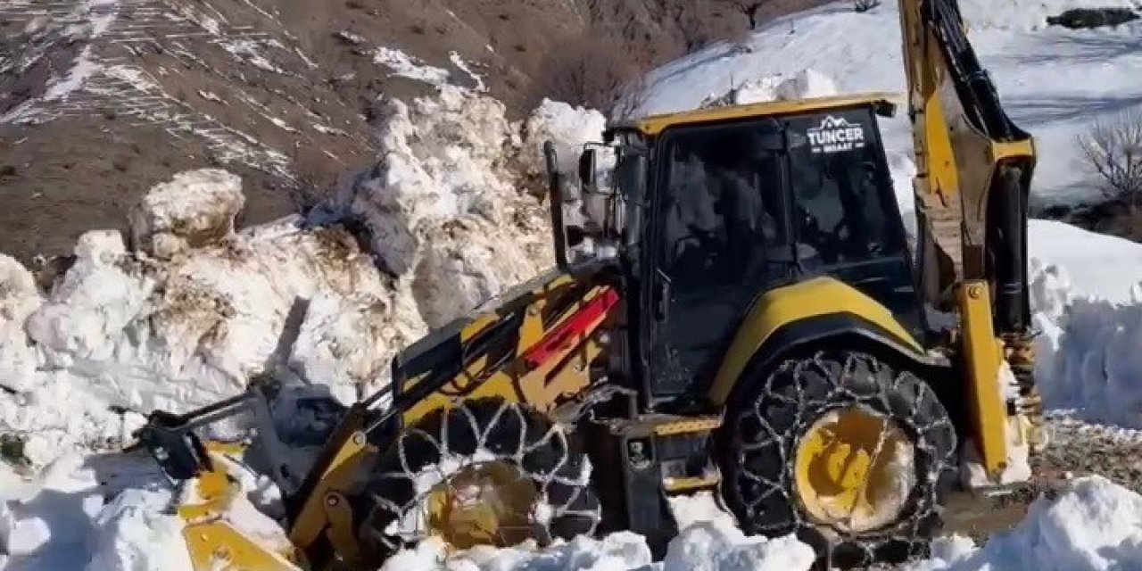 Adıyaman'da karla mücadele çalışmaları sürüyor