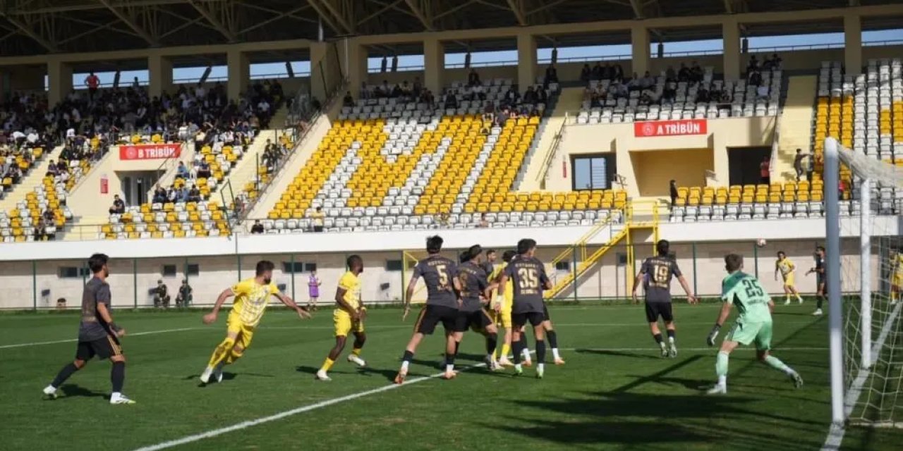 Aliağa FK: 4 - Muşspor: 0