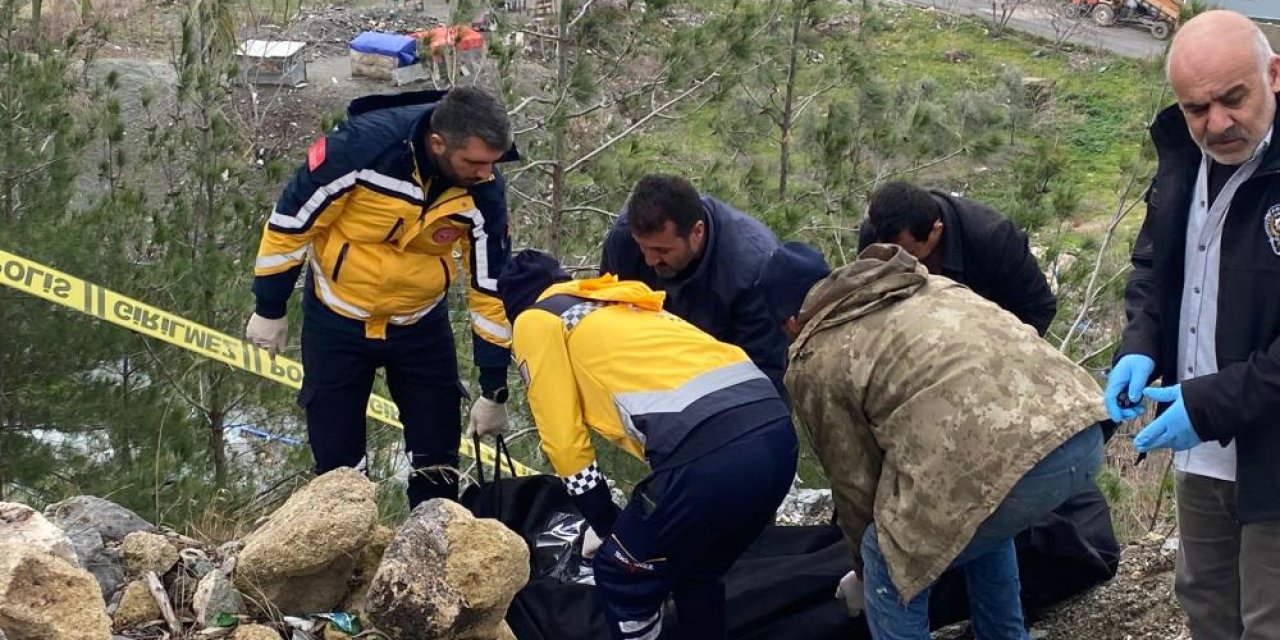 Boşandığı eşini öldürüp, intihar etti