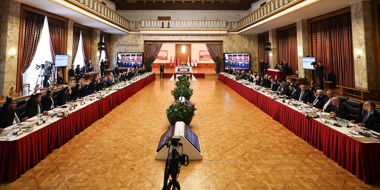 Milli Dayanışma, kardeşlik ve demokrasi komisyonu 47 oyla kabul edildi