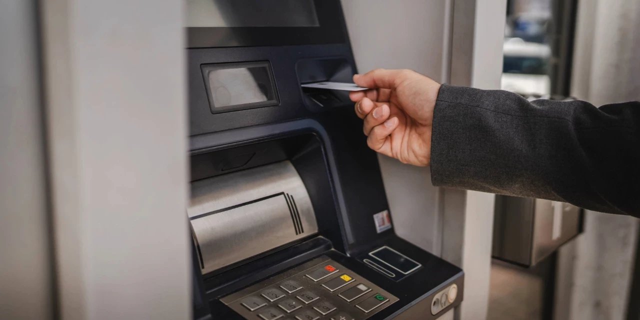 Türkiye'nin dev bankası satışa çıkıyor