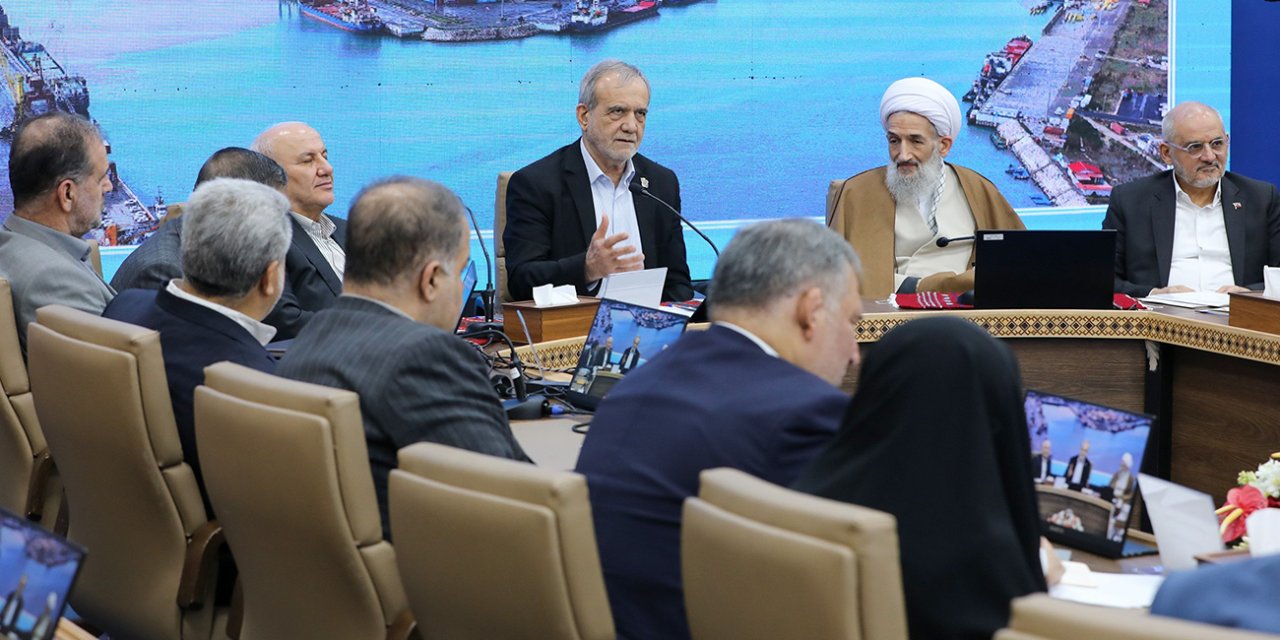 Nükleer silahlarla ilgili Pezeşkiyan’dan açıklama