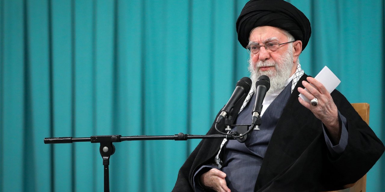 İran Dini Lideri Hamaney’in kızı, damadı, torunu ve gelini hayatını kaybetti