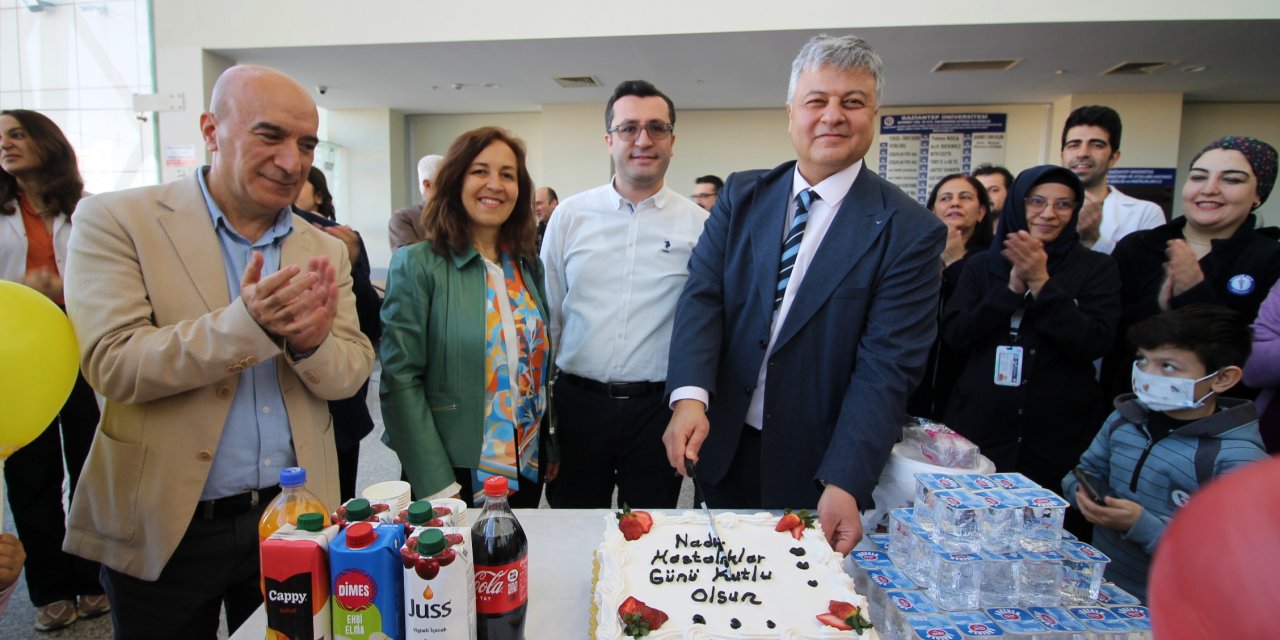 GAÜN Çocuk Hastanesi’nde nadir hastalıklar günü etkinliği