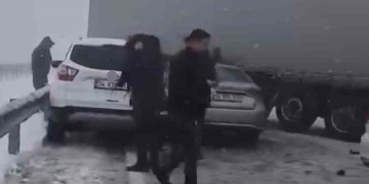 Siverek-Diyarbakır karayolunda kaza: Yol trafiğe kapandığı