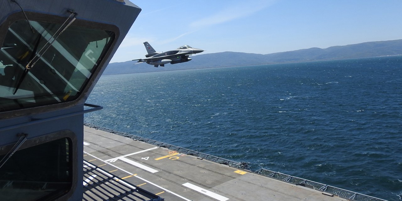 MSB: KKTC’ye 6 adet F-16 ve hava savunma sistemleri sevk edildi