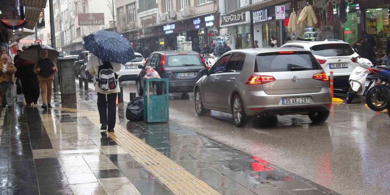Kilis’te yağış etkili oluyor