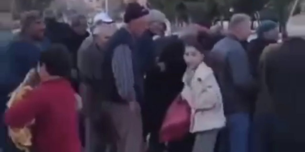 Halk açken öncelik milyarlık projeler olamaz