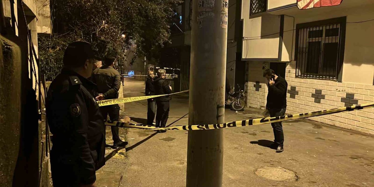 Silahlı kavgada bir kadın başından vurularak öldü