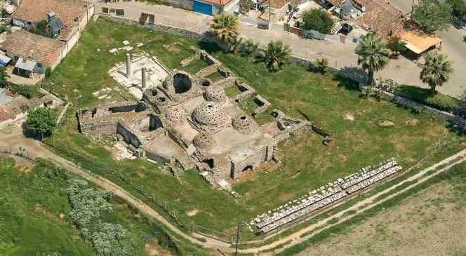 Üniversite öğrencilerinden 660 yıllık tarihi hamama uluslararası dokunuş