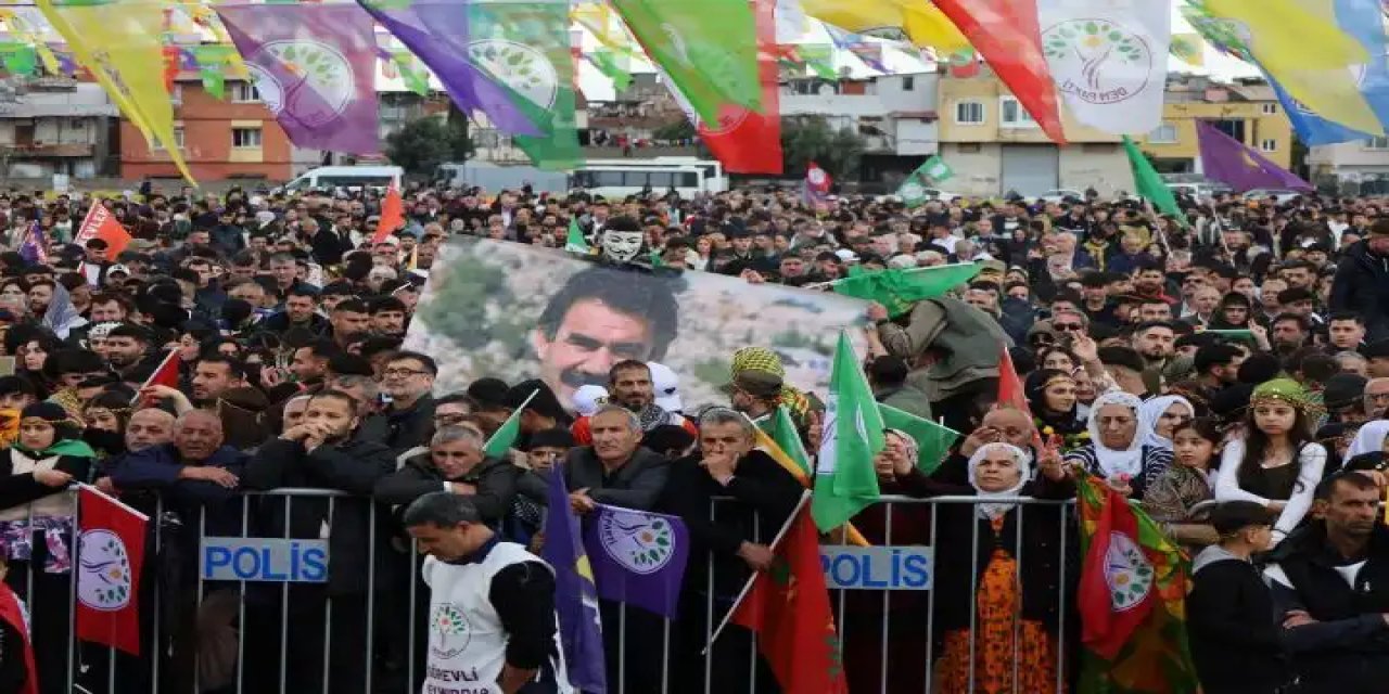 Newroz kutlamaları şehirlere heyecan kattı