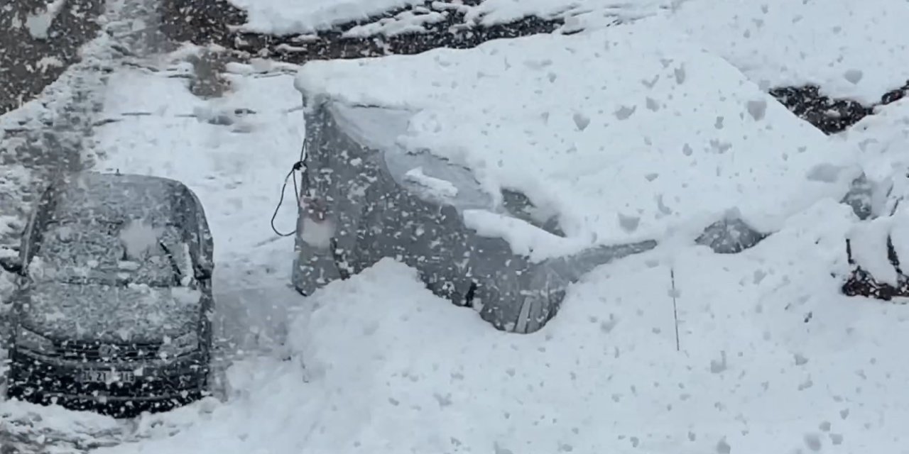 Hakkaride okullar tatil edildi