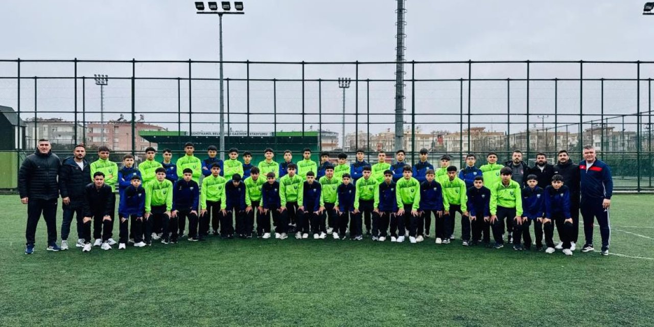 Şehitkamil Belediyespor’un gençleri Türkiye Şampiyonası’nda