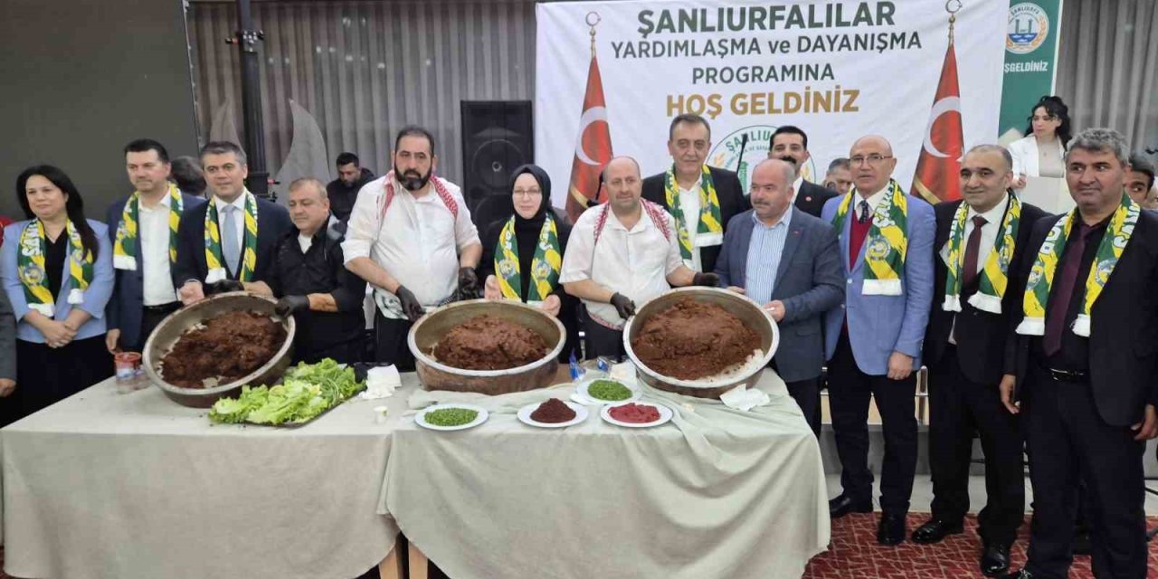 Trakya' da Şanlıurfa rüzgarı 1 ton çiğ köfte ikramı