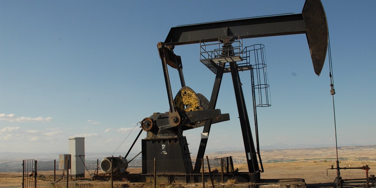 Brent petrol düşerken Türkiye'de akaryakıt zamlandı