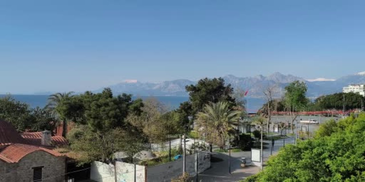 Halk sokağa döküldü! 5 dakika arayla iki büyük deprem