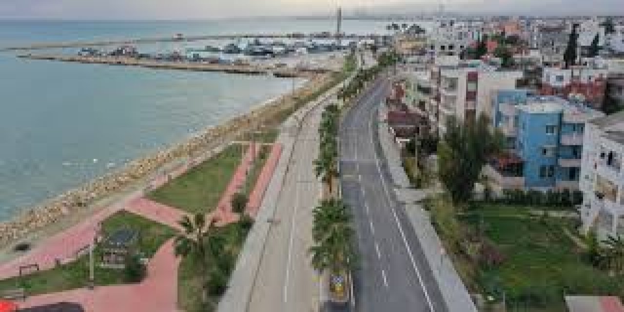 Mersin’de deniz alarm veriyor